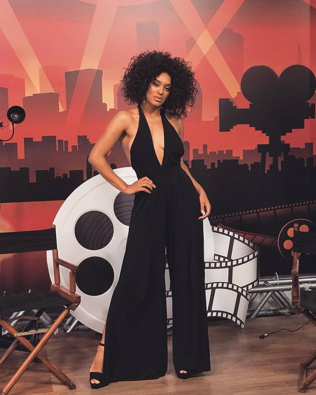 20 looks com macacão para usar em um casamento raissa-santana-macacao-preto
