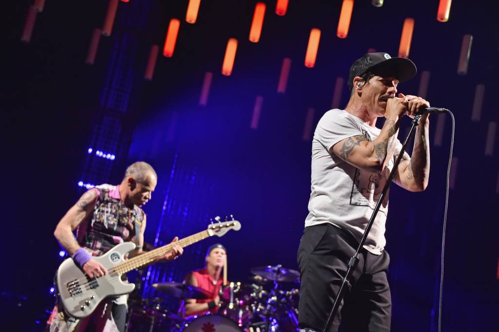 Red Hot Chili Peppers Rock in Rio 2017