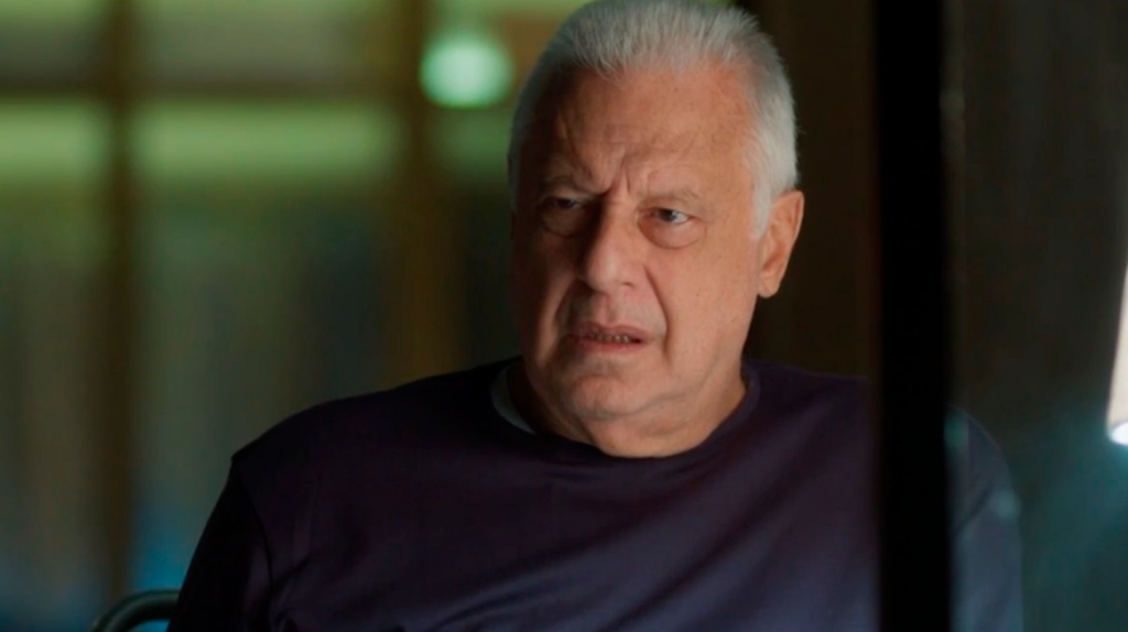 ‘Bom Sucesso’: Paloma salva Alberto em acidente na piscina