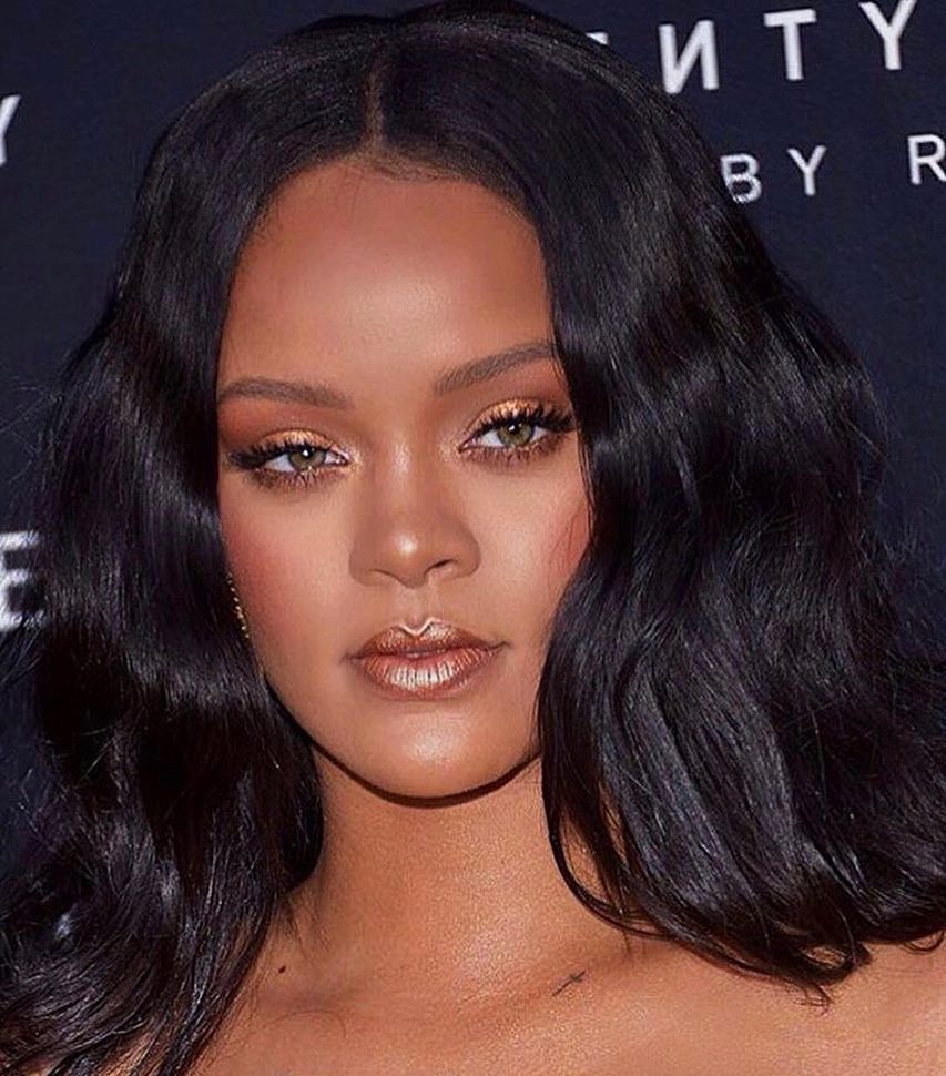 Penteados e maquiagens para madrinhas de casamento rihanna-20