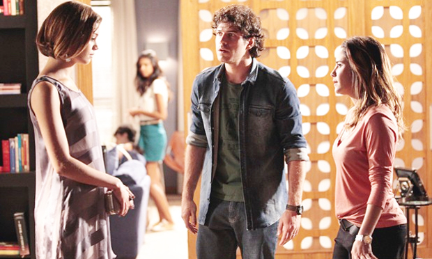 Sangue Bom: Bento descobre armações de Amora