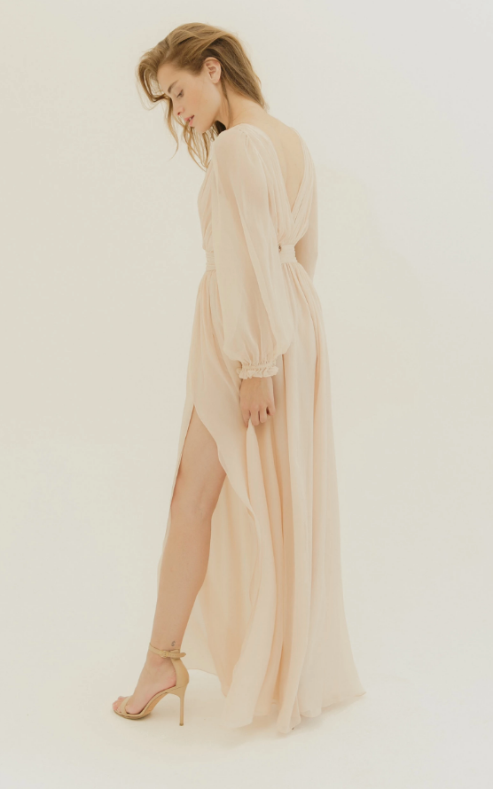 vestido-de-noivado-jennifer-lawrence screen-shot-2019-05-13-at-5.41.09-pm