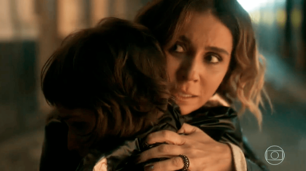 Manuela descobre que Ariella na verdade é sua mãe em ‘Segundo Sol’