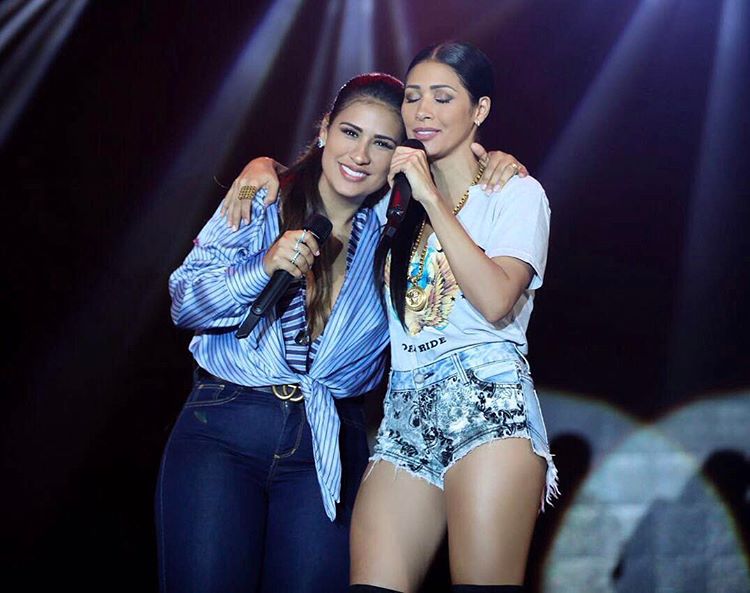 Simone e Simaria choram ao falar da infância e contam que passaram fome