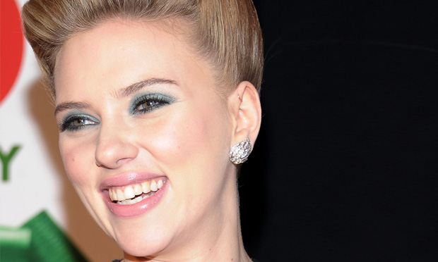 Sombra azul: invista neste look