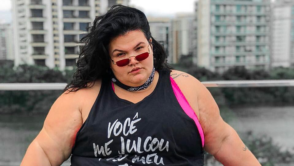 Thais Carla prova que é possível ser gorda e aproveitar o carnaval SIM