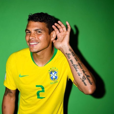 Thiago Silva foi o herói do jogo do Brasil e, nossa, que HOMÃO
