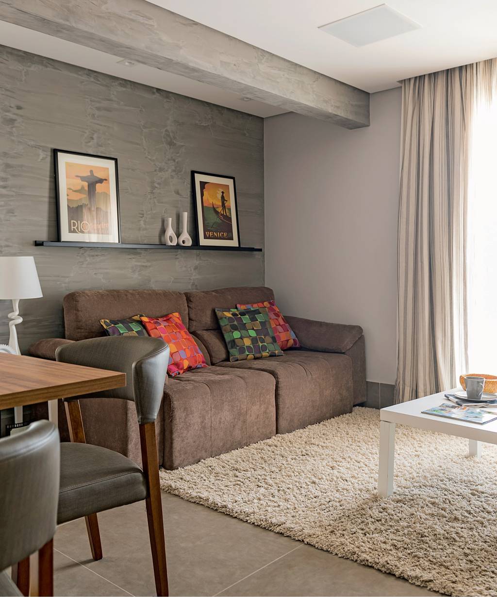 ape-de-48-m-com-pitadas-de-amarelo-na-decoracao-sala-de-esta ape-de-48-m-com-pitadas-de-amarelo-na-decoracao-sala-de-esta