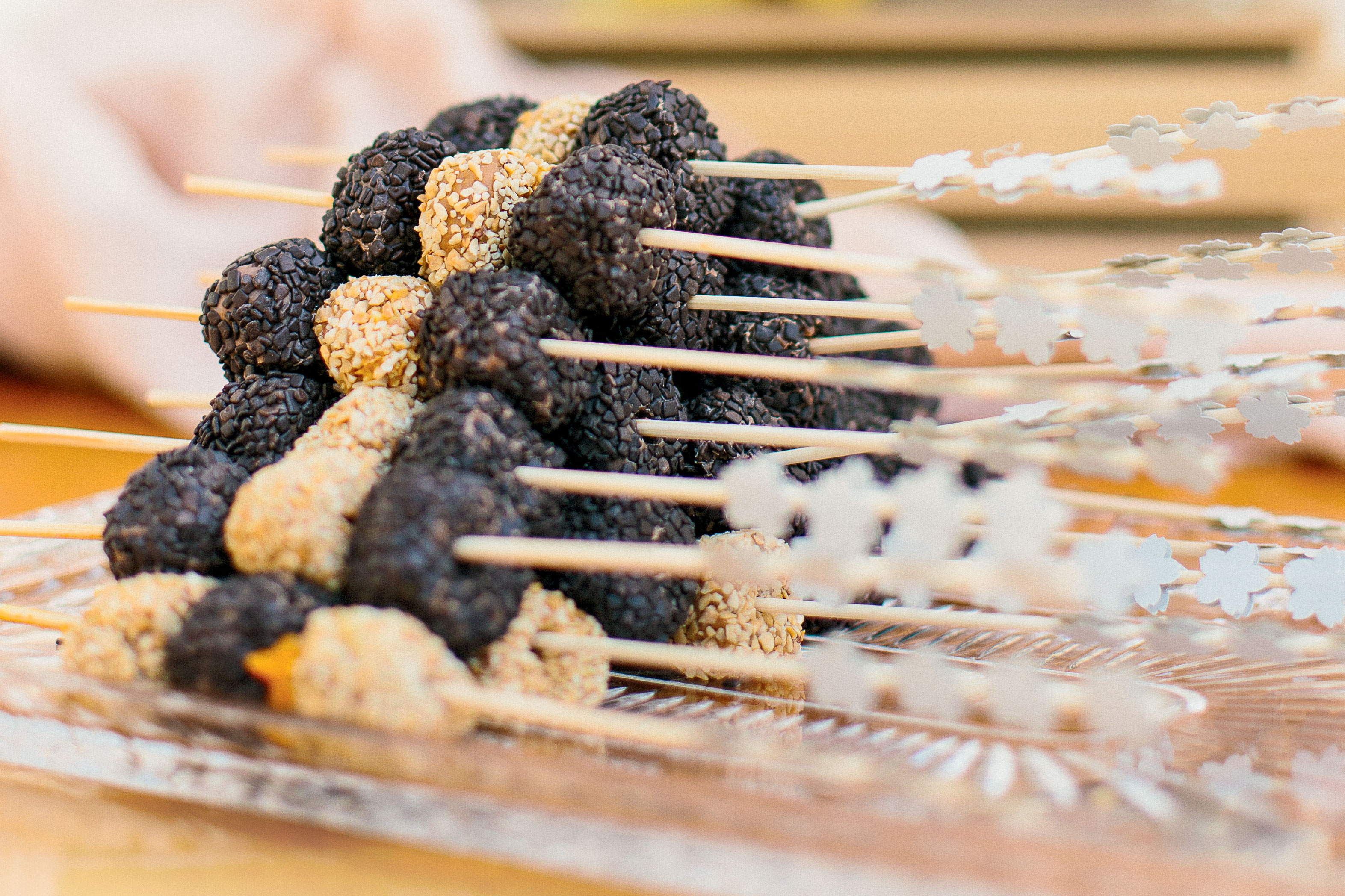 Brigadeiro de caj&aacute; &eacute; refrescante e ex&oacute;tico