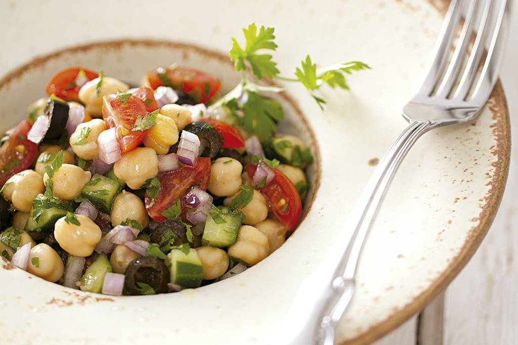 salada-grao-de-bico Salada de grão-de-bico