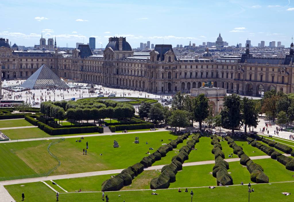 Louvre Louvre