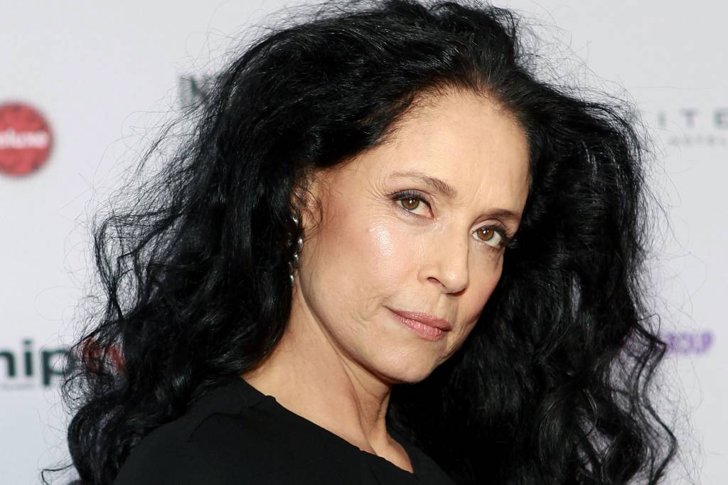 “Vim ao mundo para apimentar histórias”: Sônia Braga completa 70 anos