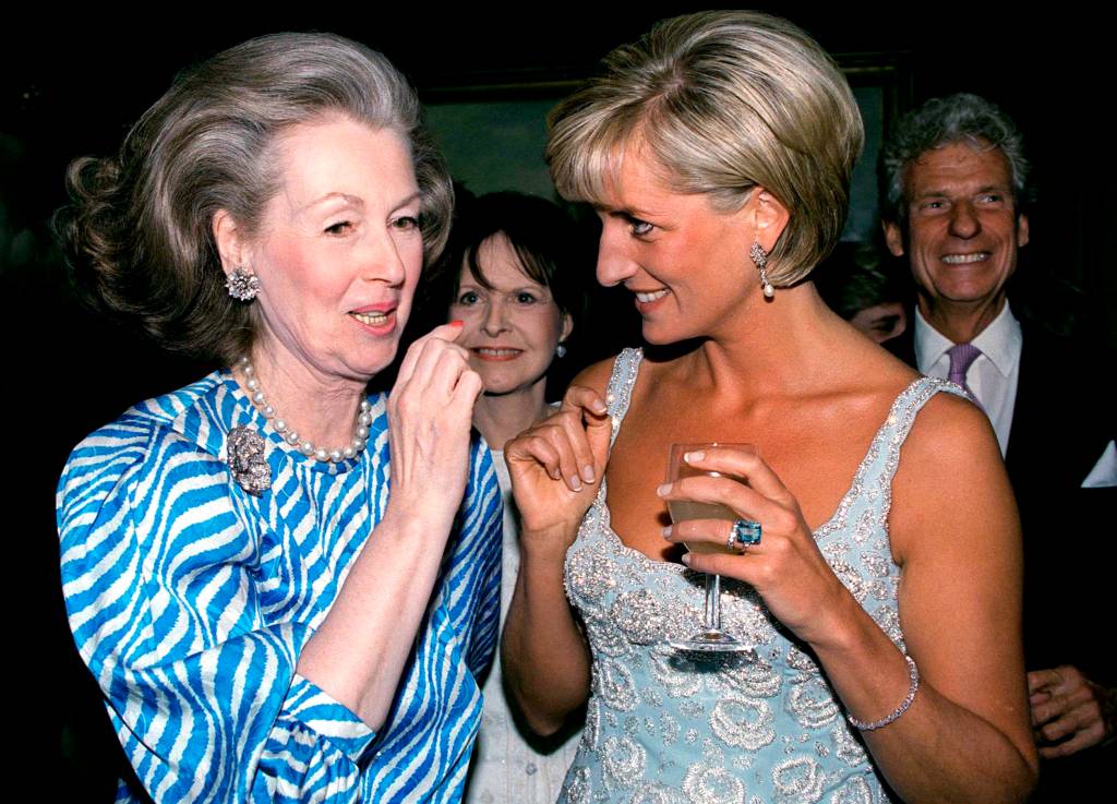 Princesa Diana e Raine Spencer Princesa Diana e Raine Spencer