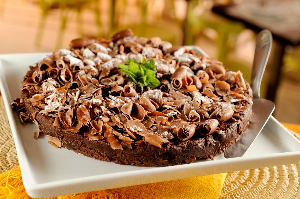 Torta morna de chocolate meio amargo Torta morna de chocolate meio amargo