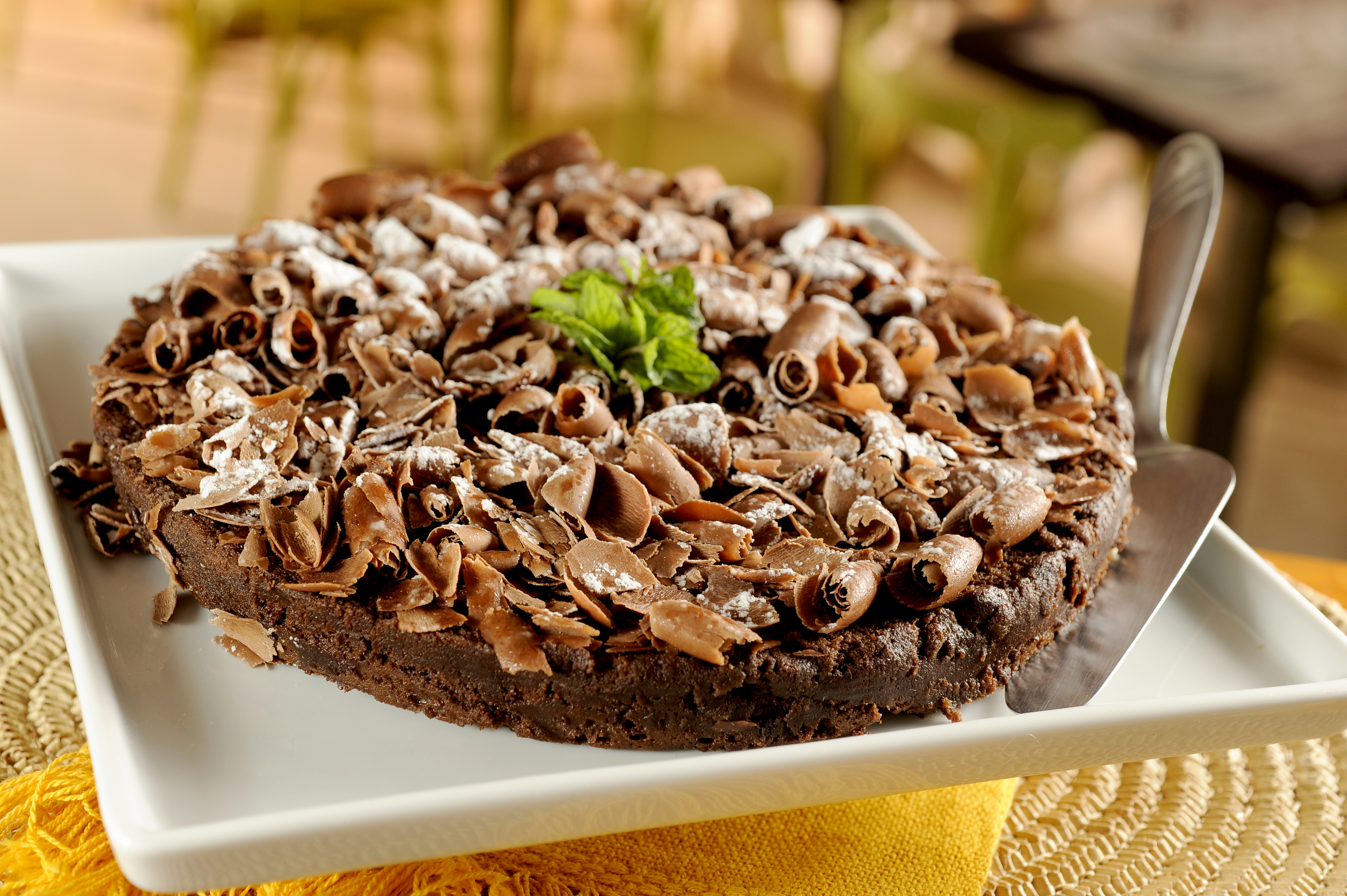 Torta morna de chocolate meio amargo
