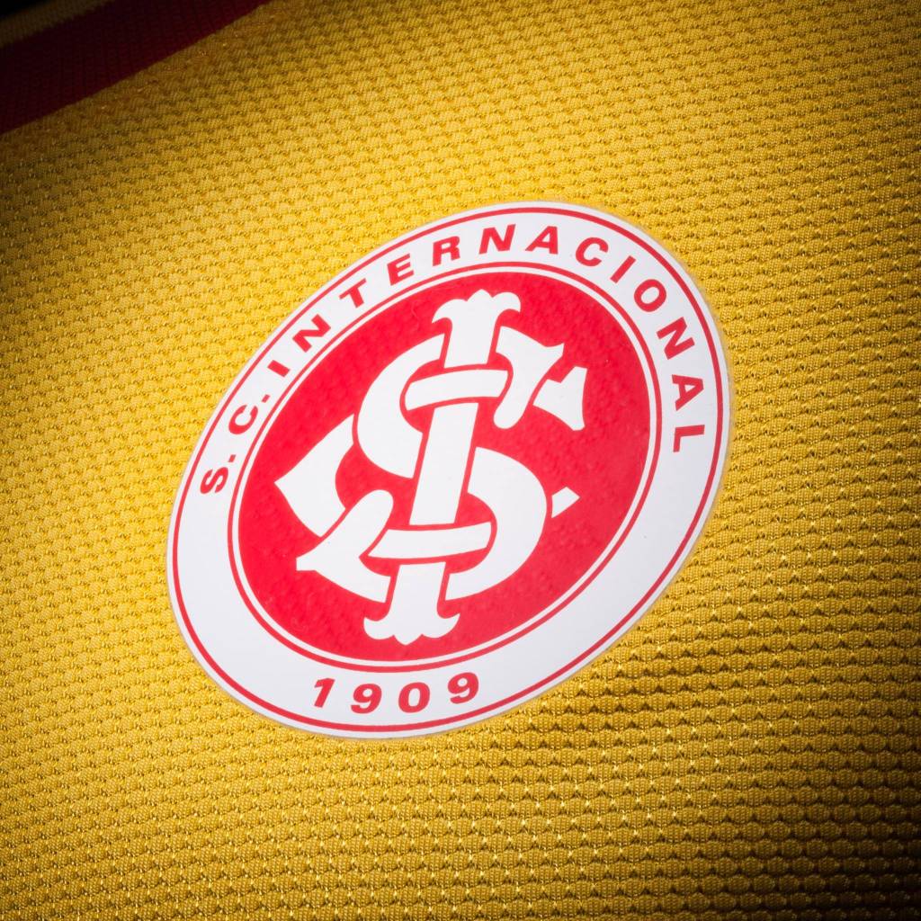 Jogador de futebol diz que colocou droga na bebida de uma mulher