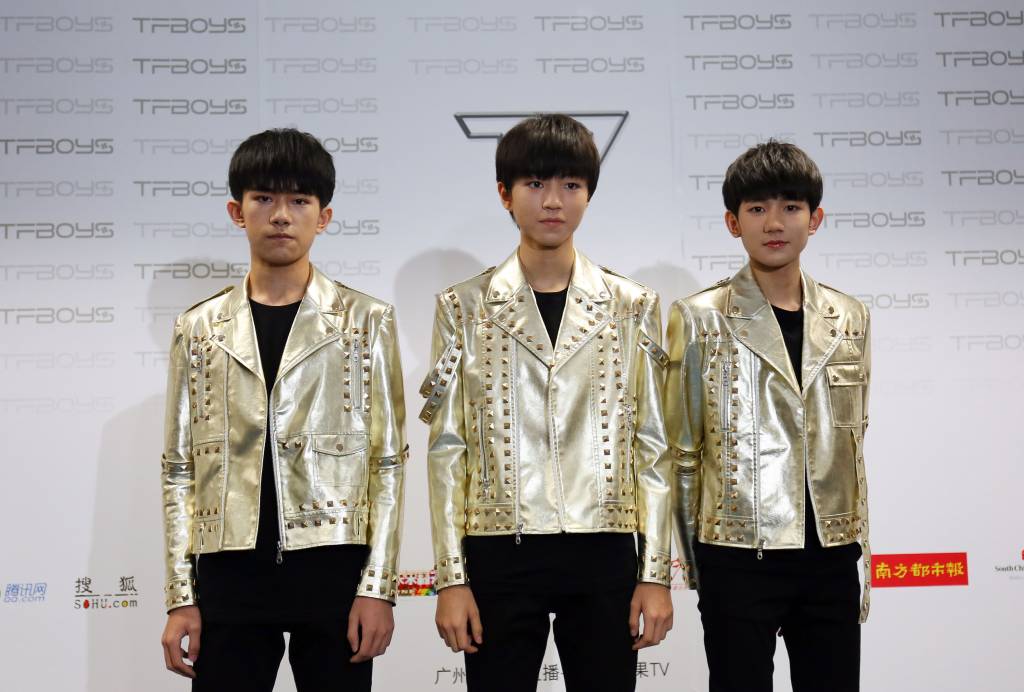 Jovens chineses estão muito femininos, na opinião do governo do país