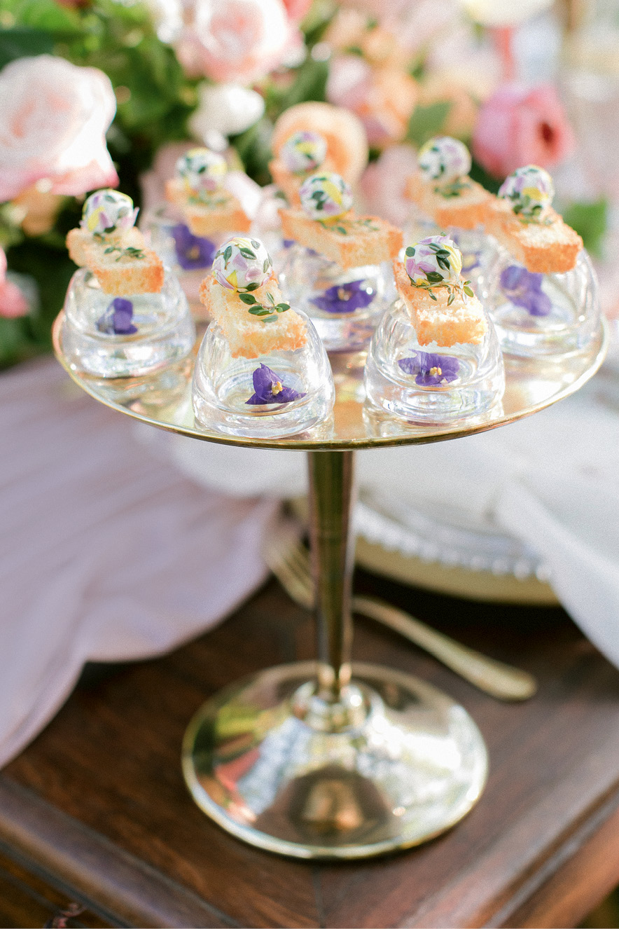Receber Miniwedding Fubecas floridas de queijo de cabra e tomilho
