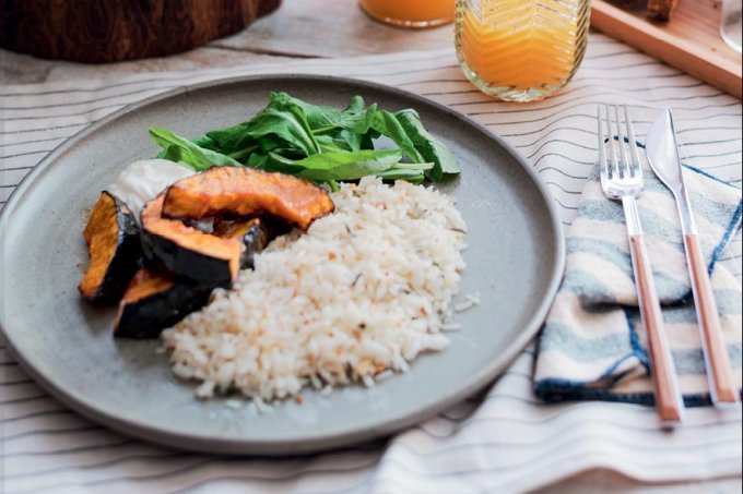 Arroz de gengibre tostado com abóbora ao missô