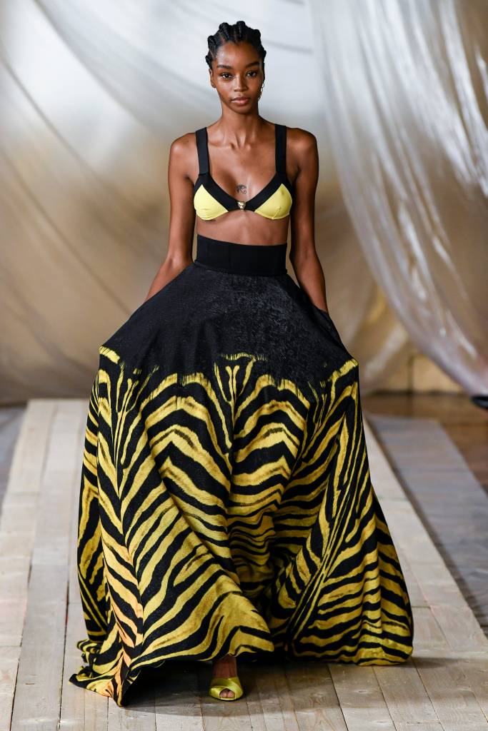 Roberto Cavalli – Runway – Milan Fashion Week – Spring / Summer 2022 Tendências MFW