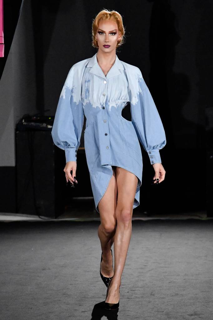 Weinsanto – Runway – Paris Fashion Week – Womenswear Spring Summer 2022 Modelo em Paris Fashion Week