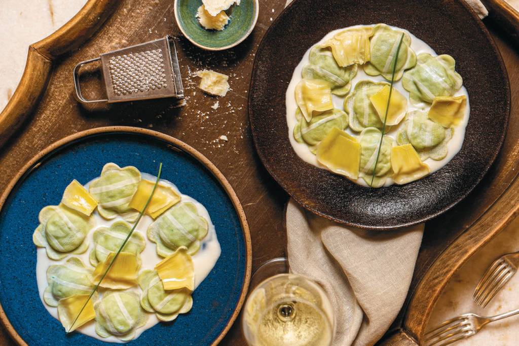 DESTAQUES RECEBER – Flor de alcachofra com mascarpone e fonduta Flor de alcachofra com mascarpone e fonduta