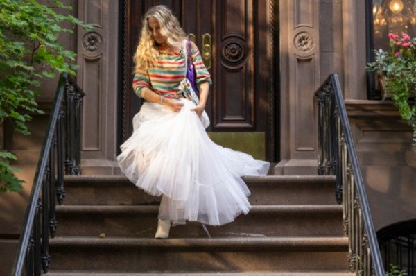 sex-and-the-city-looks-and-just-like-that-5 Saia de tule fez seu retorno às telas