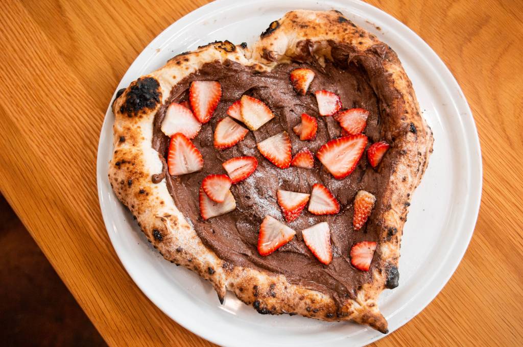 Pizza de coração, menu de dia dos namorados no Eataly Pizza de coração, menu de dia dos namorados no Eataly