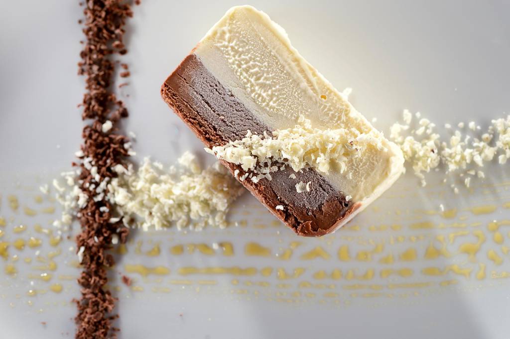 Na Enosteria Vino e Cucina a sugestão é o Semifreddo Na Enosteria Vino e Cucina a sugestão é o Semifreddo