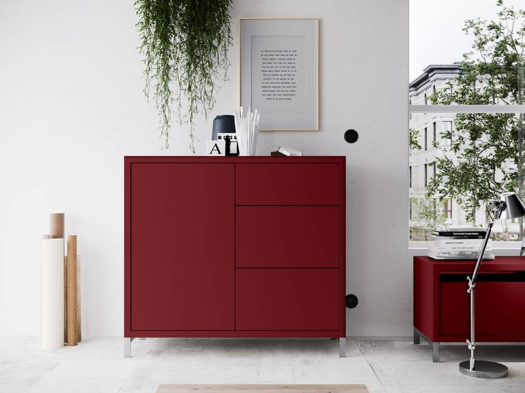 Zaha, um tom de vermelho intenso, é a escolha de cor do ano da Impress Decor Zaha, um tom de vermelho intenso, é a escolha de cor do ano da Impress Decor