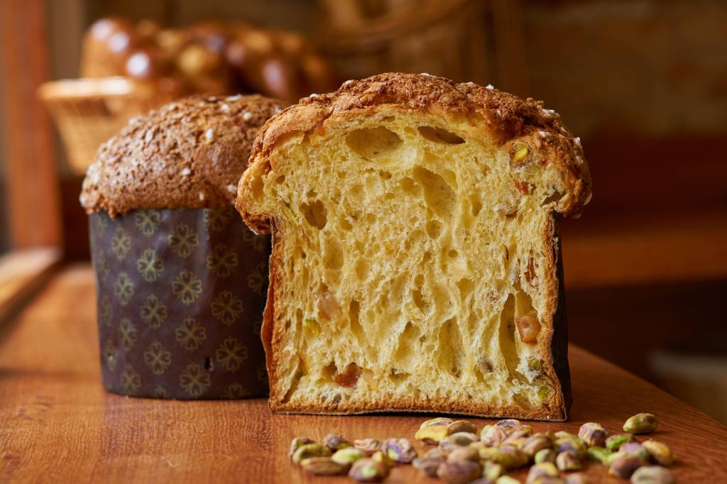Panetone de Pistache, Limão-siciliano e Laranja – Zestzing Padaria Artesanal Panetone de Pistache, Limão-siciliano e Laranja - Zestzing Padaria Artesanal