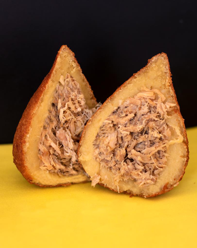Coxinha de pernil Receita de coxinha de pernil