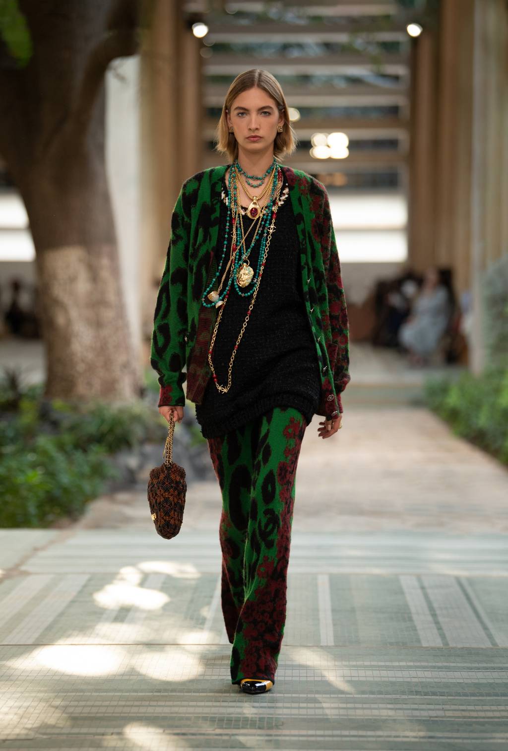 Chanel 2022-2023 Métiers D’Art Desfile Métiers d'Art da Chanel, coleção Pre-Fall 2023, em Dakar.