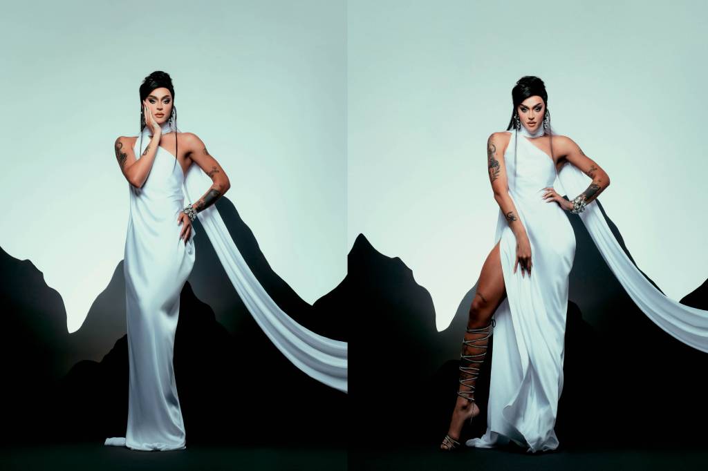 PABLLO VITTAR Pabllo Vittar usa vestido, Pó de Arroz.Brincos e pulseira,tudo Zara. Sandálias, Eurico