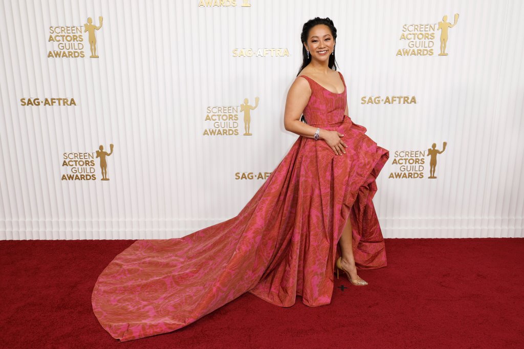 Stephanie Hsu no SAG Awards 2023