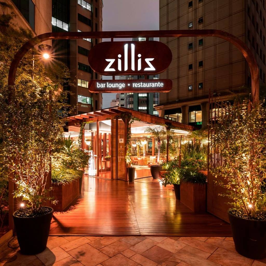 Zillis Bar Lounge, restaurantes ao ar livre Zillis Bar Lounge, restaurantes ao ar livre