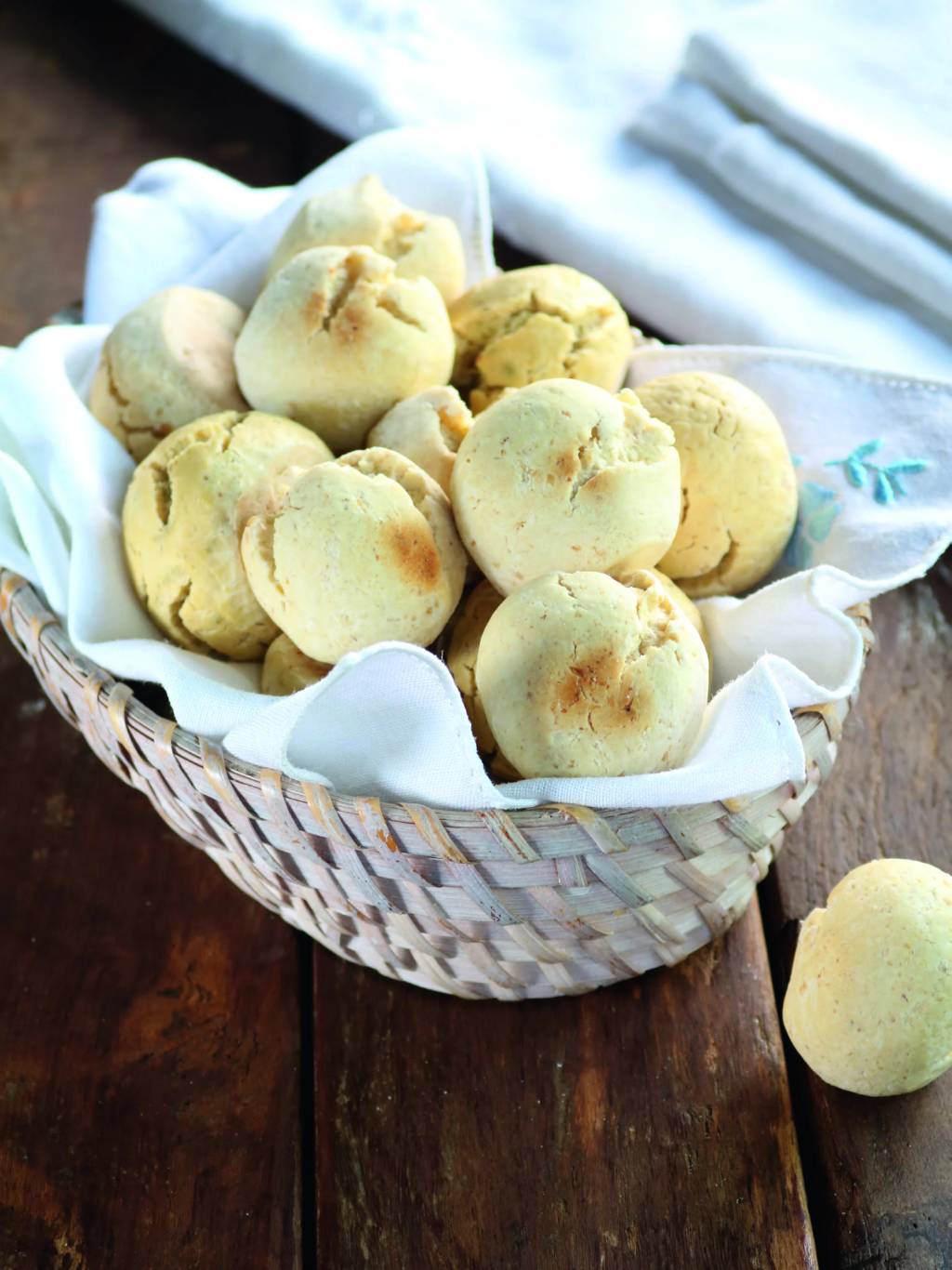 receitas de café da manhã sem ovo - pão de queijo vegano