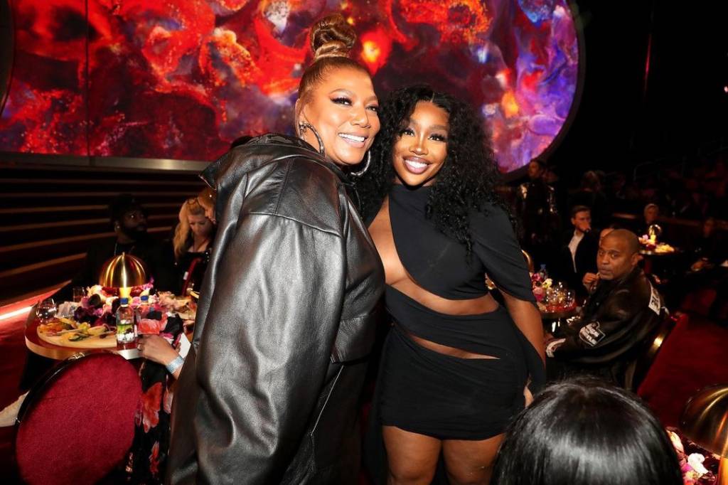 queen latifah e sza grammy 2023 Queen Latifah e Sza no Grammy 2023.