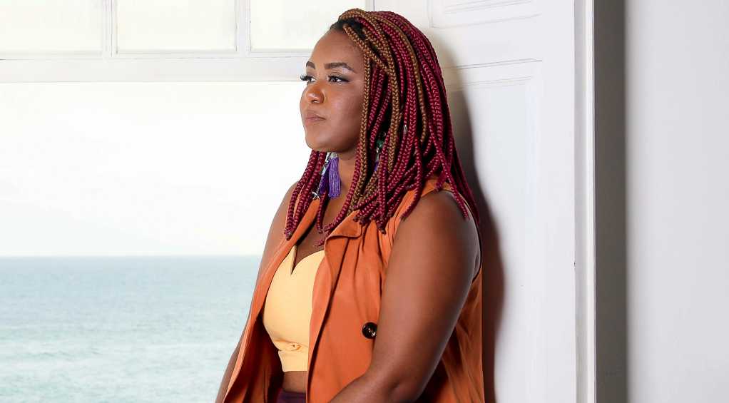 Val Benvindo, herdeira do Ilê Aiyê e abridora de caminhos