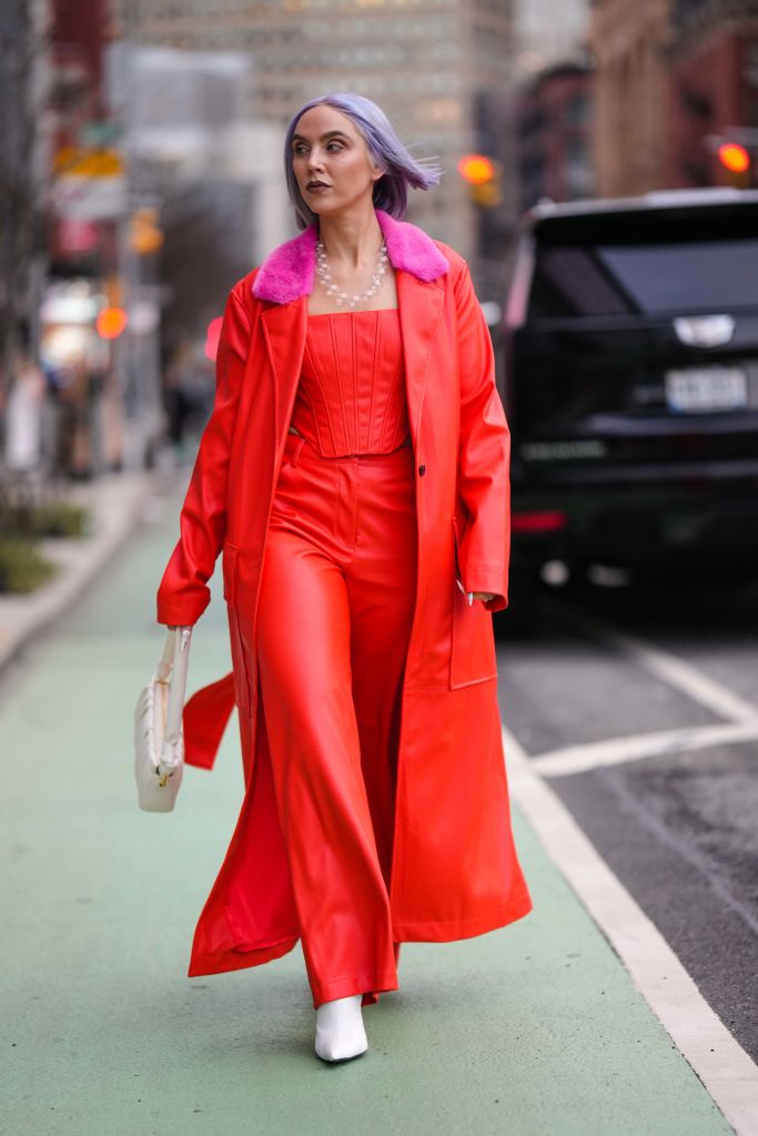 Street style NYFW couro colorido street style new york fashion week - couro colorido