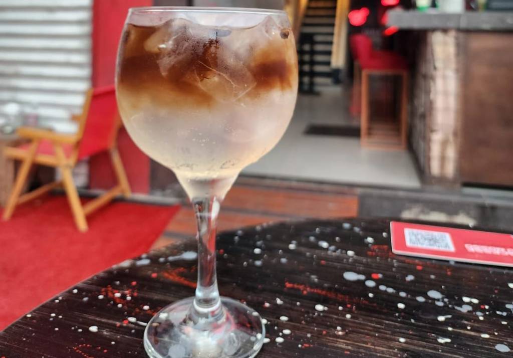 Amargot Gin Tônica Café Gin Tônica Café