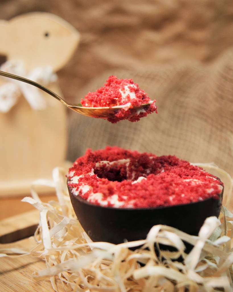 Ovo-sem-gluten-red-velvet-grao-fino Páscoa sem glúten: Ovo Red Velvet da Grão Fino.