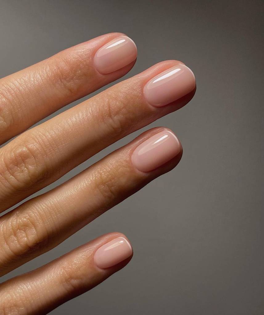 cores-esmalte-outono-nude Cores de esmalte para outono 2023: nude.