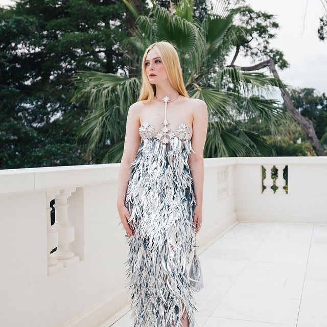 elle-fanning-cannes-paco-rabanne Elle Fanning veste Paco Rabanne.