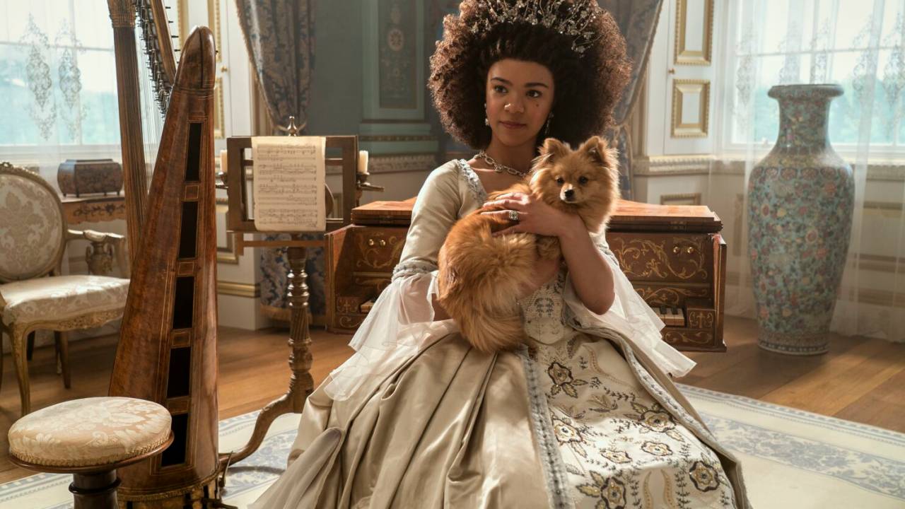India Amarteifio como a jovem Charlotte em "Rainha Charlotte: Uma História Bridgerton"