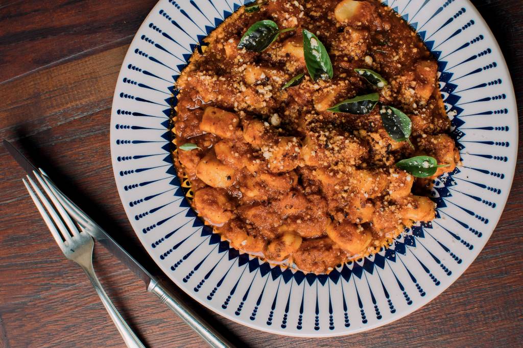 Receber: Piccoli Cucina, da chef Kamili Piccoli Nhoque à bolonhesa vegano