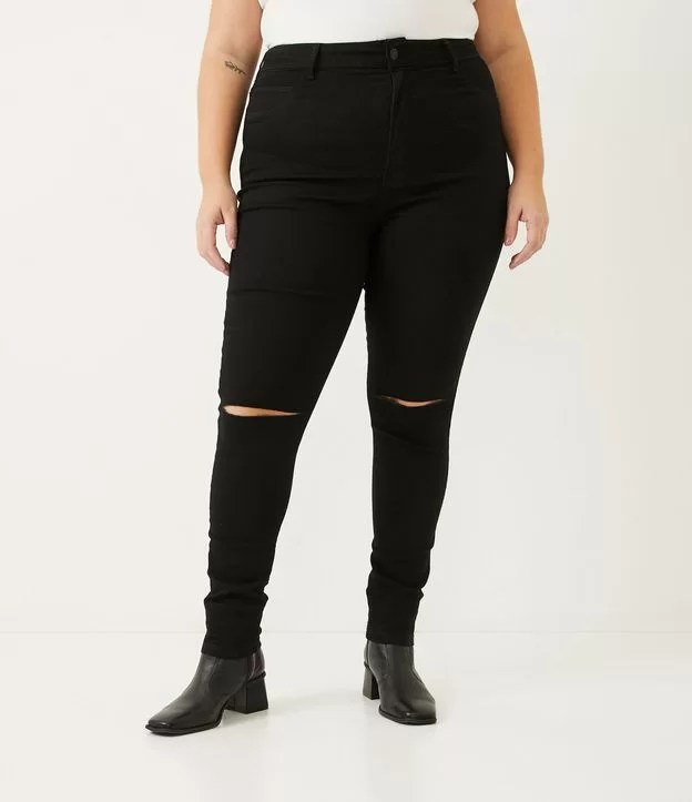 calça preta plus size