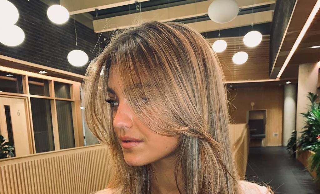 Franja lateral: confira inspirações e descubra quem ela valoriza