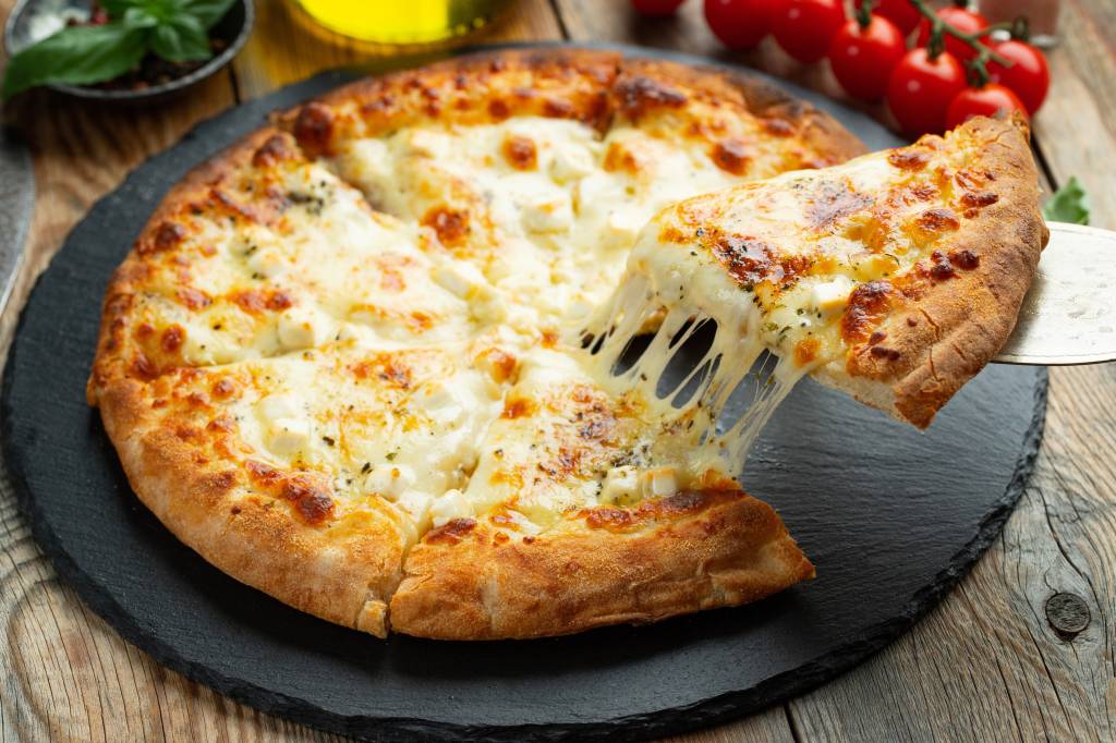 Massa de pizza de aveia e tapioca Massa de pizza de aveia e tapioca