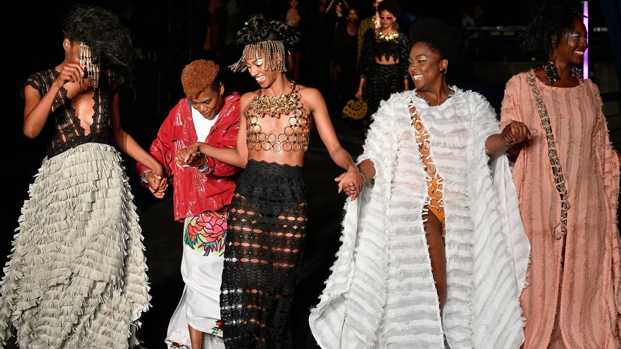 Desfile de Monica Anjos na Casa de Criadores #52